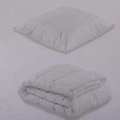 Pack couette 240 x 220 + 2 oreillers polyester